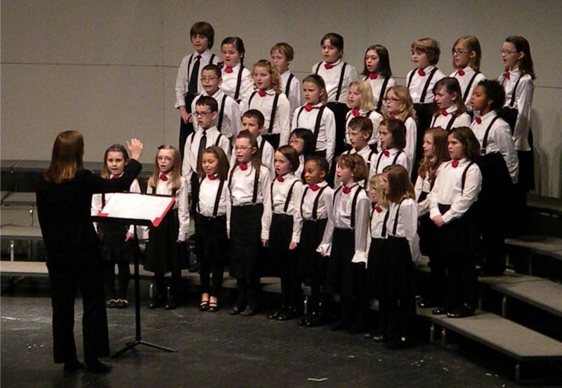013111 Childrens Chorus members lift their voices in song