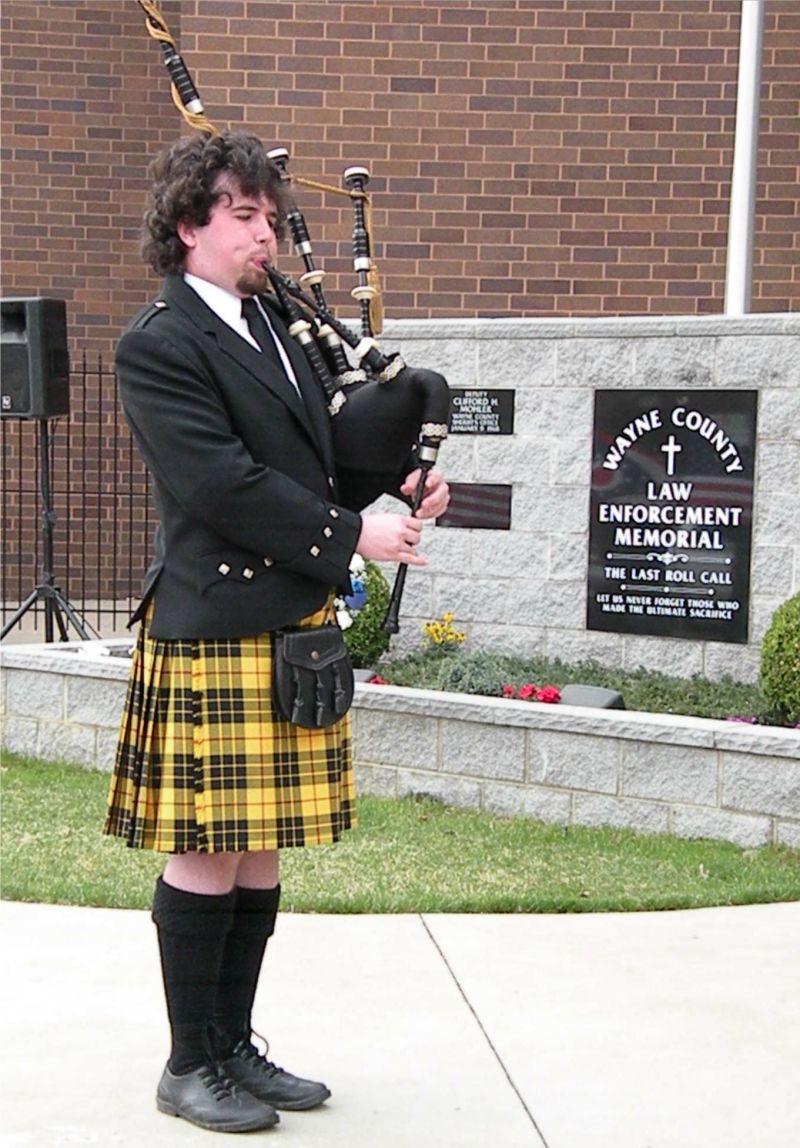 050211 Honoring fallen peace officers