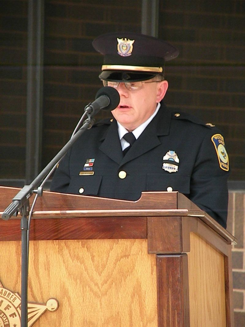 050211 Honoring fallen peace officers