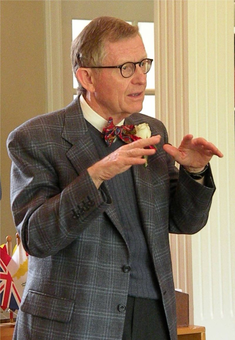 053011 Students gift prompts visit from OSU president
