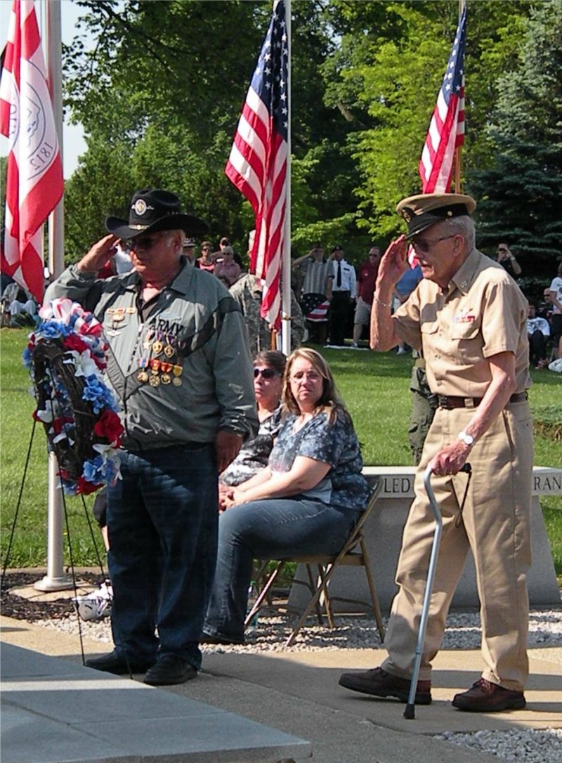 060611 Community pays tribute to soldiers who made the ultimate sacrifice