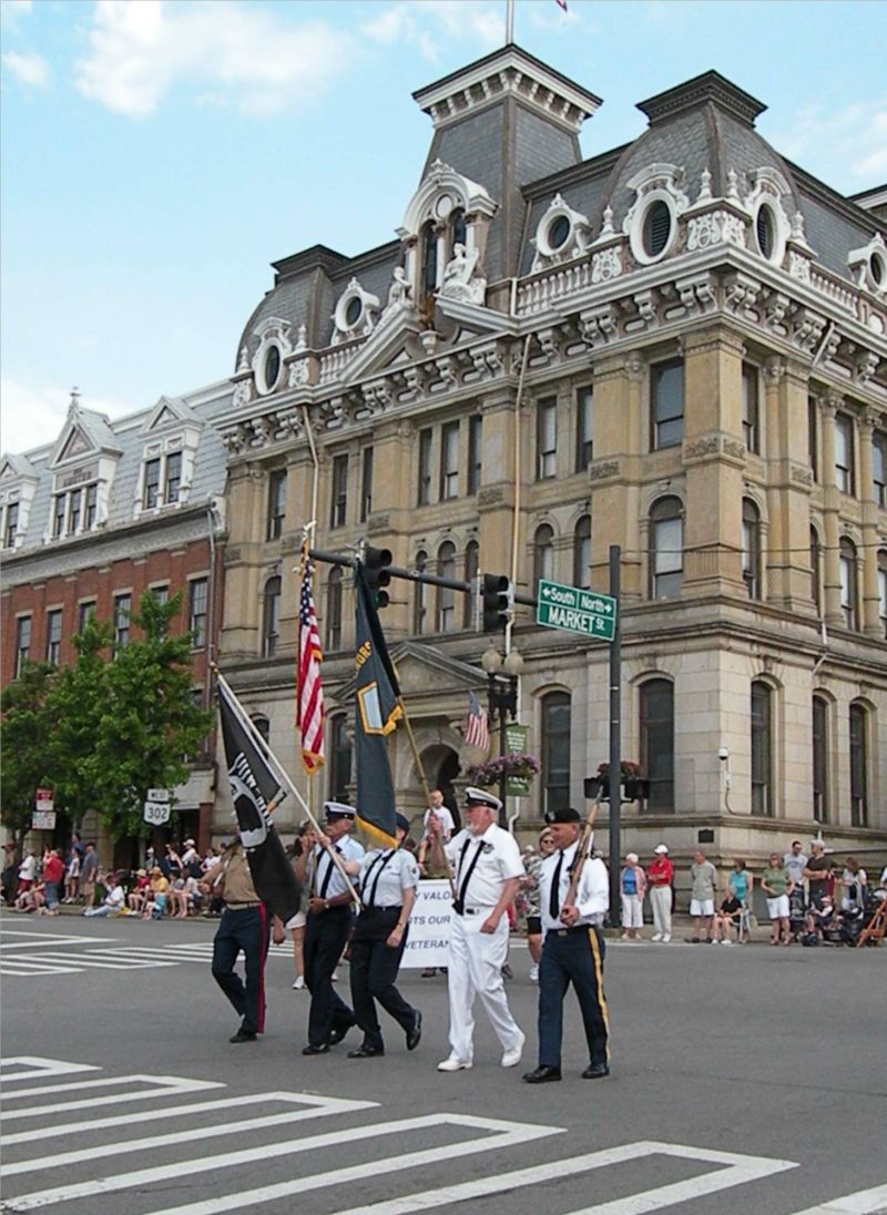 060611 Honoring Americas fallen heroes