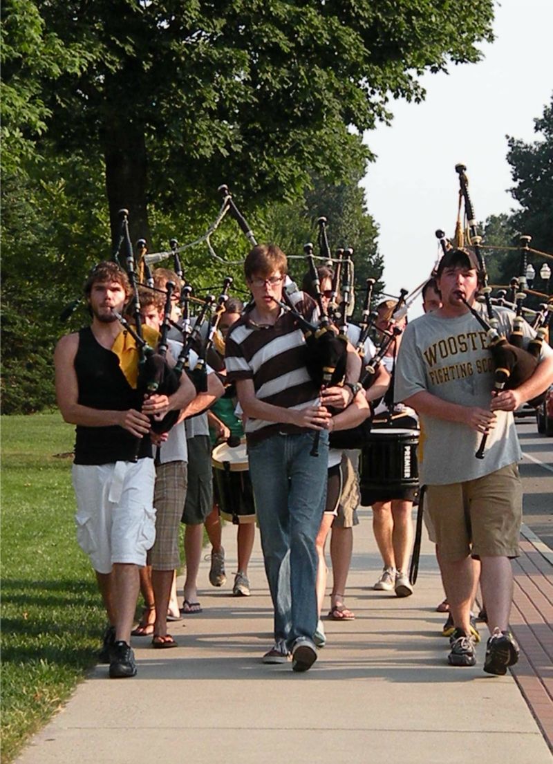 090511 Freshmen Moove In to COW campus