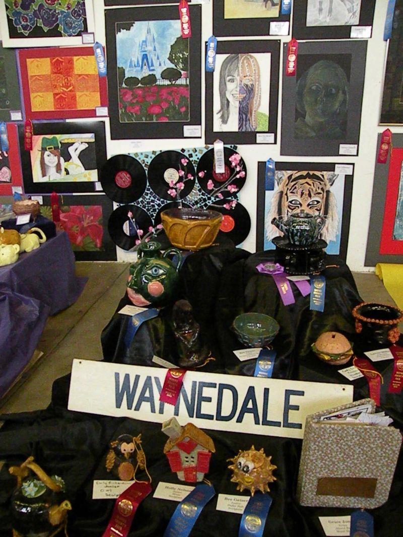 091911 Wayne County schools show their artistic side