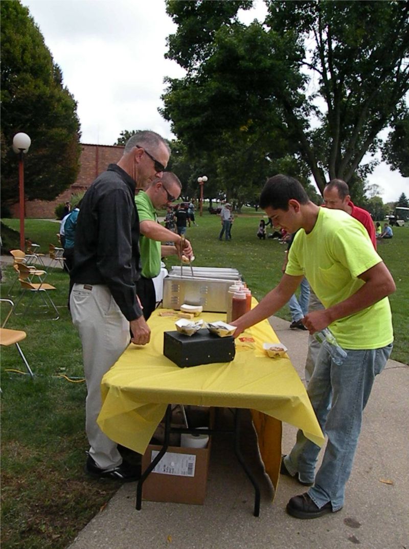 100311 ATI welcomes students to campus