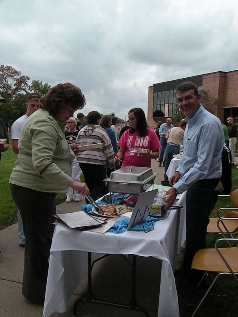 100311 ATI welcomes students to campus