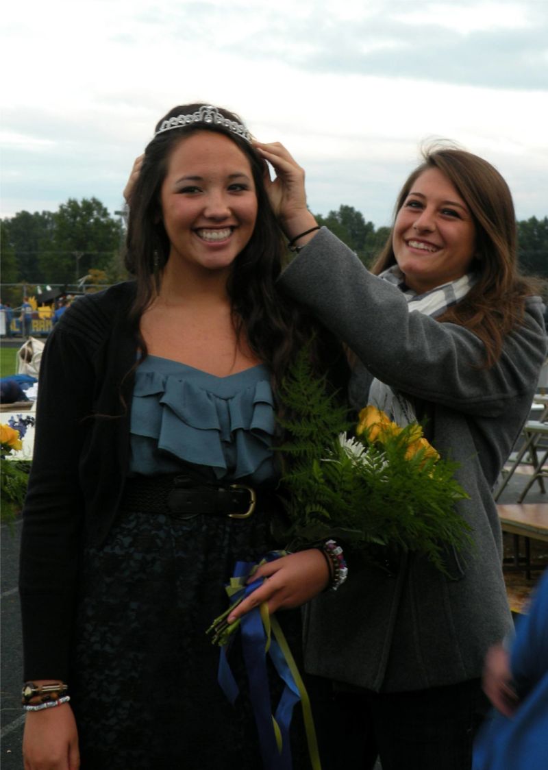 100311 WHS Homecoming filled with tradition