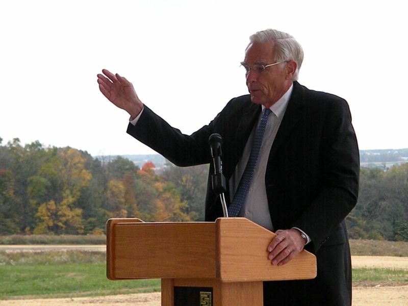 102411 Ribbon cut at Oak Hill Park