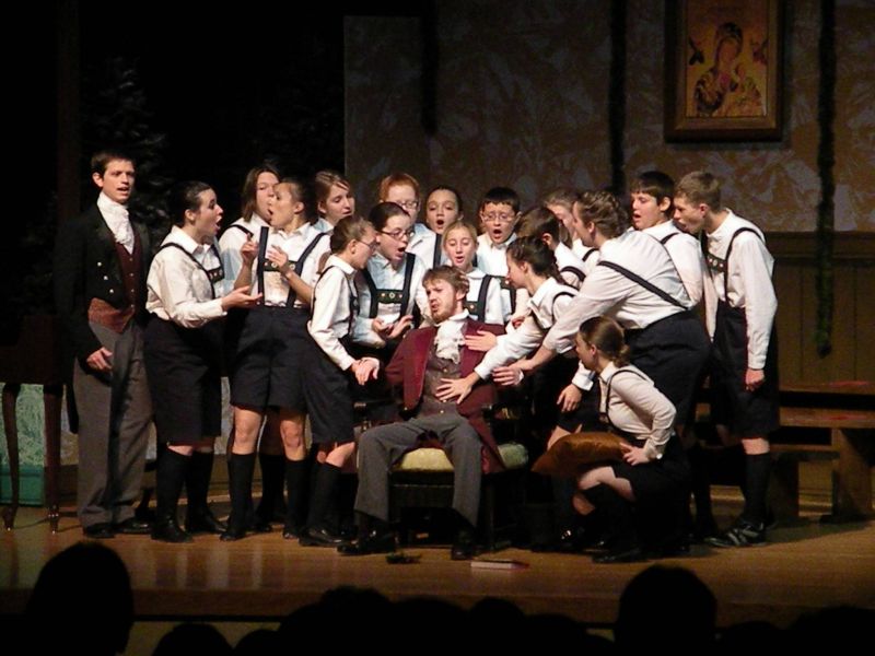 122010 College of Wooster presents A Gift of Song to area students