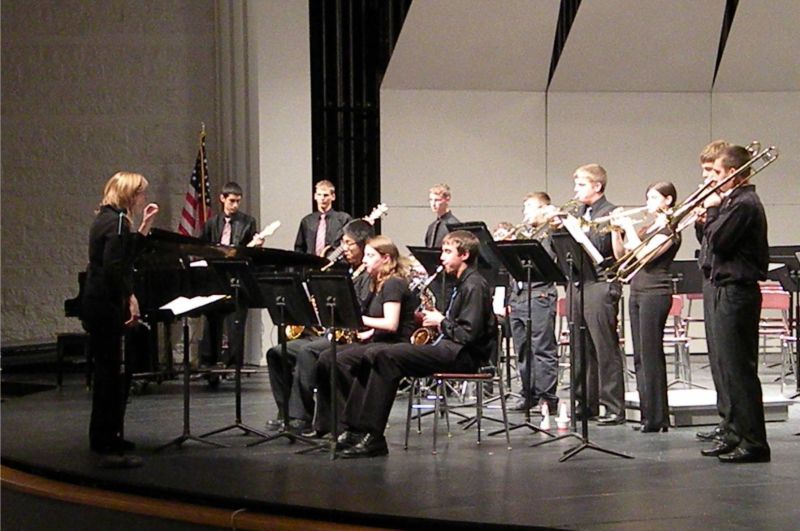 122010 Seniors take part in much loved Christmas tradition