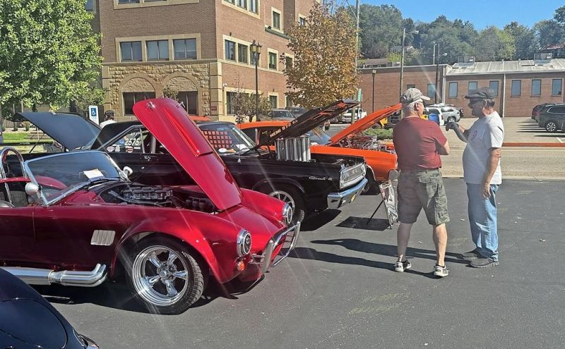 A daughter’s tribute to her father highlights Antique Fest car show