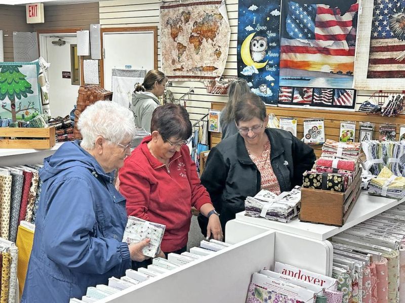 Holmes County gathering kept visitors in stitches