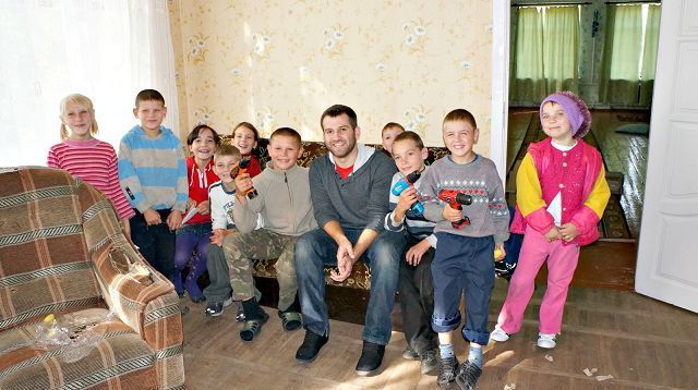 A human connection: Dover resident helps orphans in Ukraine