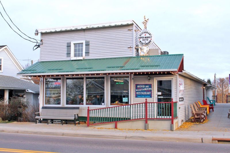 A slice of history: Boyd and Wurthmann restaurant celebrates 80 years