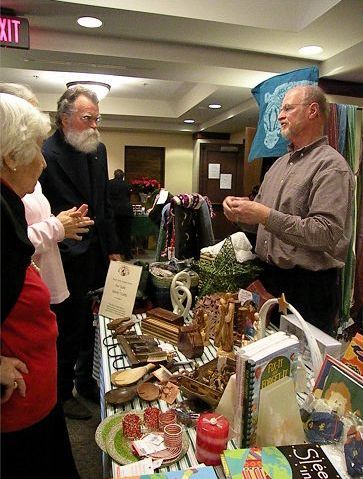 Alternative Gift Market allows shoppers to support global humanitarian causes