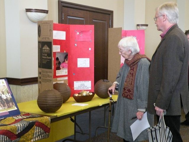 Alternative Gift Market allows shoppers to support global humanitarian causes