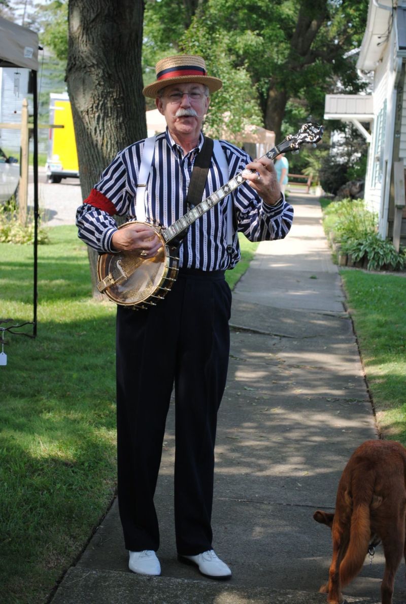 Another successful year for the Winesburg Classic Art Show