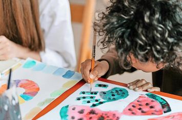 Art opportunities for home-schooled students