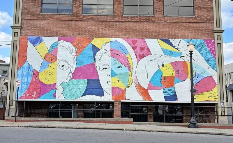 Art, technology merge in innovative mural project