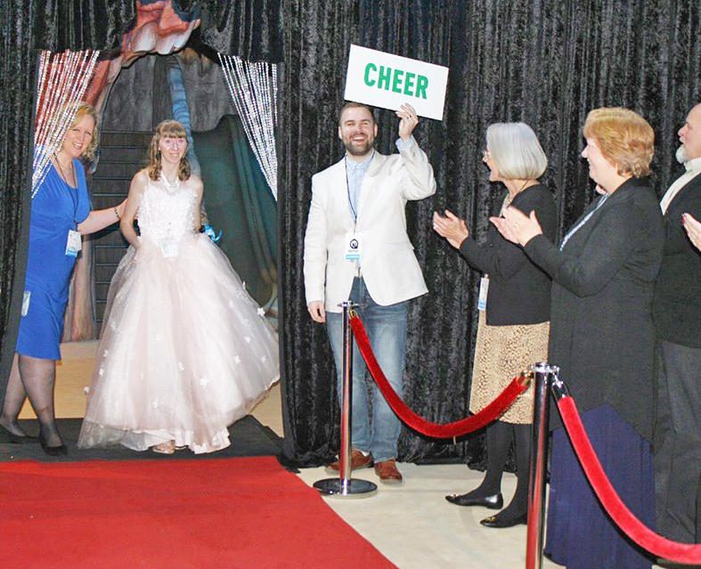 At 2nd annual Night to Shine volunteers make a difference