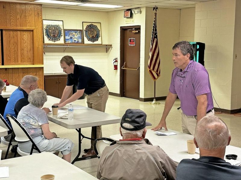 Balderson connects with Holmes veterans over coffee