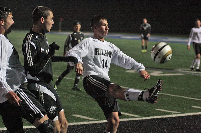 Blustery night but Hawks dont blow lead in advancing to Regional final