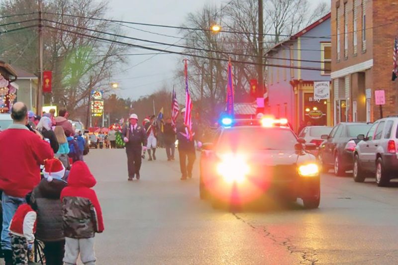 Bolivar welcomes Christmas on the Canal