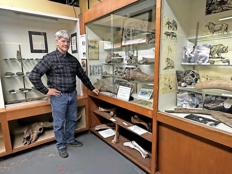 Brush to talk Ice Age at Killbuck Valley Museum
