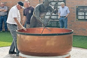 Cheesemakers statue unveiling to highlight Ohio Swiss Festival