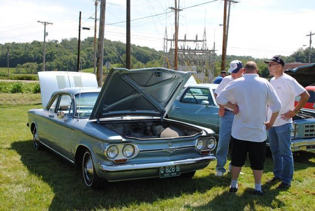 Classic cars cruise-in for a cause