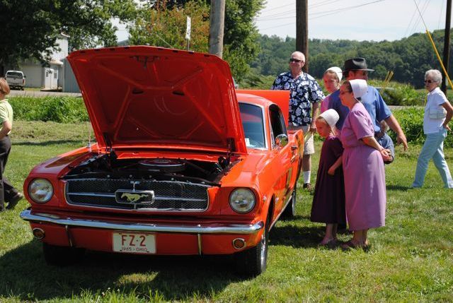 Classic cars cruise-in for a cause