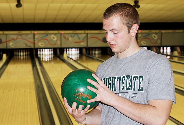 Clay Stutzman keeps rolling all the way to Wright State
