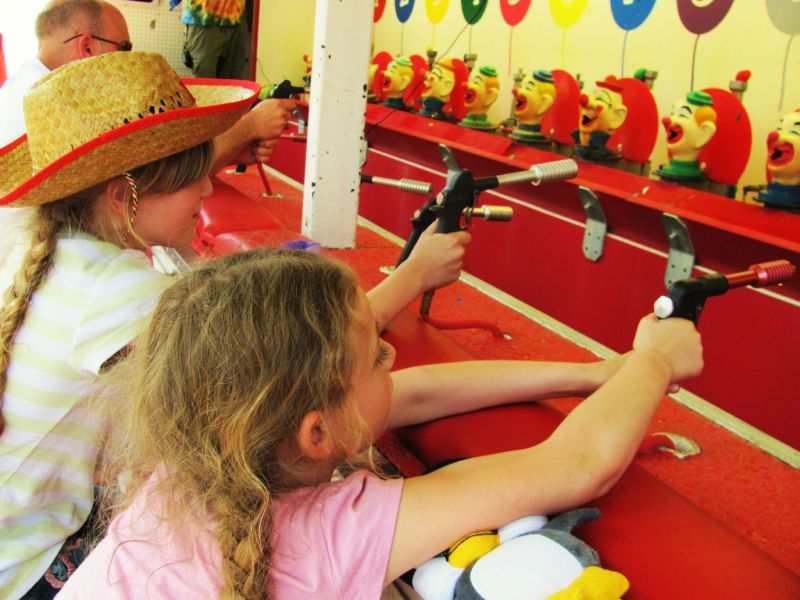 Clear skies and large crowds prevail as Dover Canal Days 2011 kicks off summer in downtown Dover