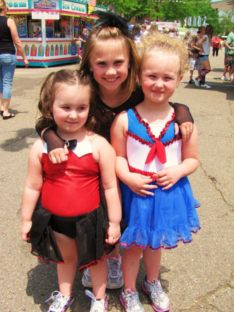 Clear skies and large crowds prevail as Dover Canal Days 2011 kicks off summer in downtown Dover