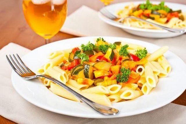 Community Hospice hosts Italian pasta dinner