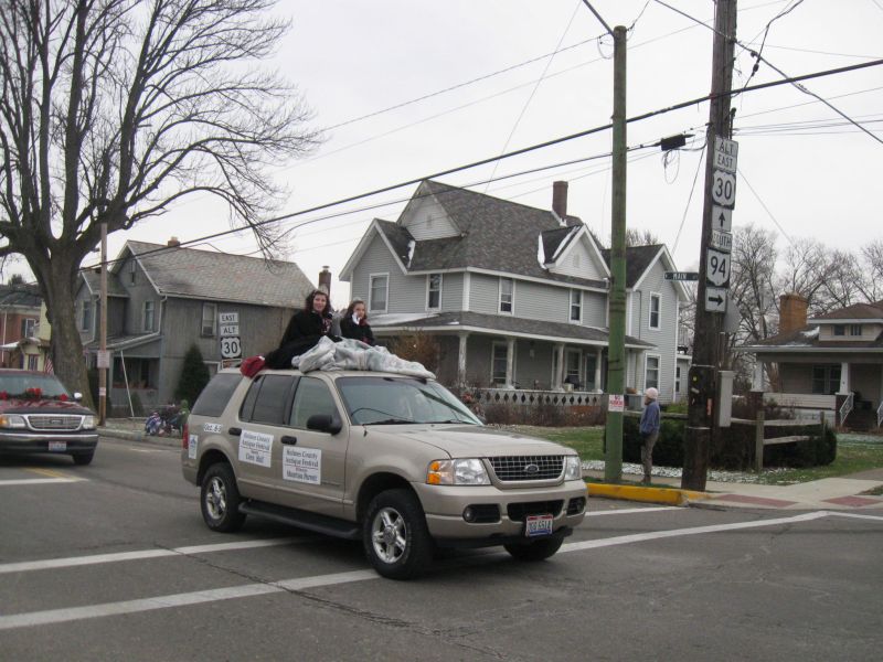 Cool temps, but hot time in Dalton for Holidays Festival.