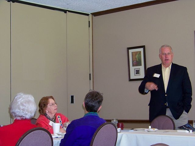 D.A.R. members hear presentation on Zoar history