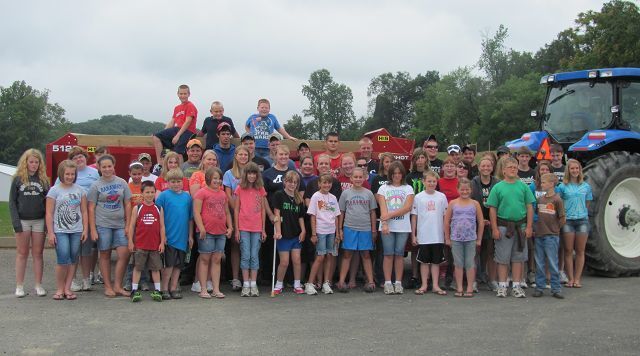 Dairy project participants board busses to Tennessee for an unforgettable experience