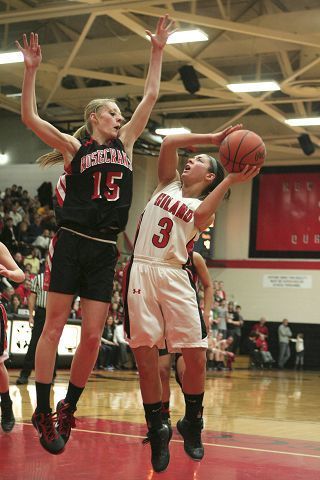 Deconstructing a 17-0 run
Lady Hawks go on a spree late in thrilling 47-37 win over Rosecrans