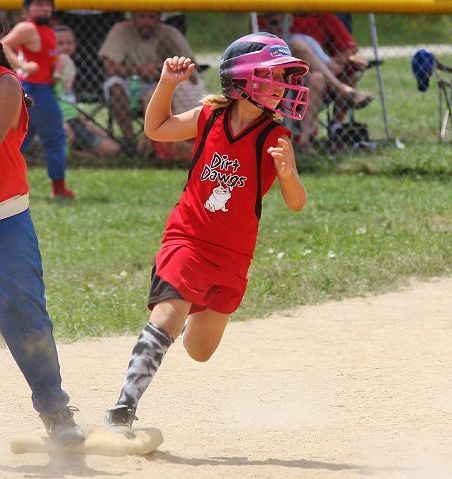 Dirt Dawgs fear no evil as they walk through Tri-Valley en route to fourth-straight championship