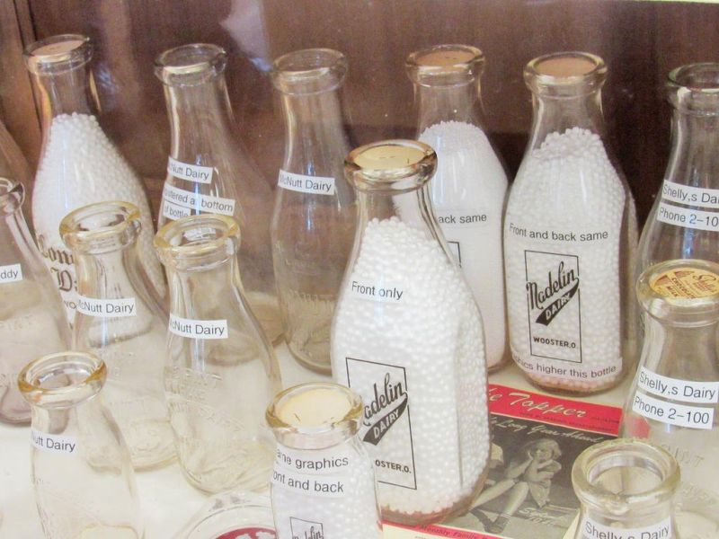 https://thebargainhunter.com/imager/s3_amazonaws_com/bargainhunter/images/articles/donley-to-discuss-dairy-bottle-history/pv_web_f42b3462436fa835cfbda0d8852eda18.jpg