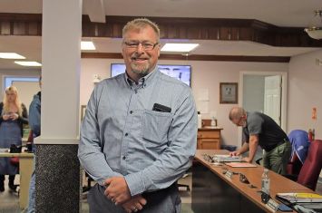 Dover Council recognizes former police officer
