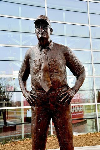 Eleven Warriors hoping to bring Woody Hayes back home to Newcomerstown with life-sized monument