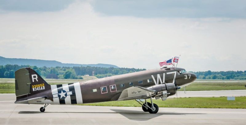 Experimental Aircraft Association Chapter 1077 will host C-47 and B-25 Bomber
