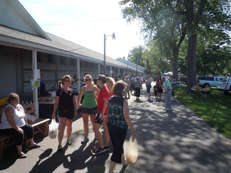 Family Farm Market