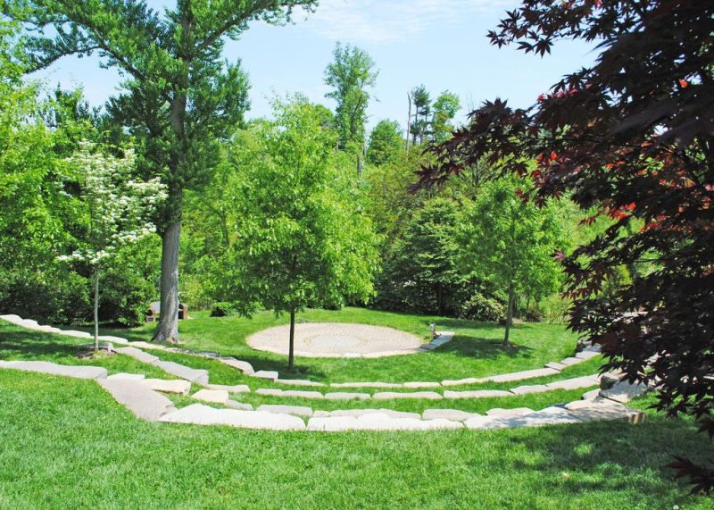 Free outdoor concert series at Secrest Arboretum starts May 28