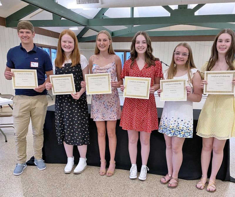 High school seniors awarded