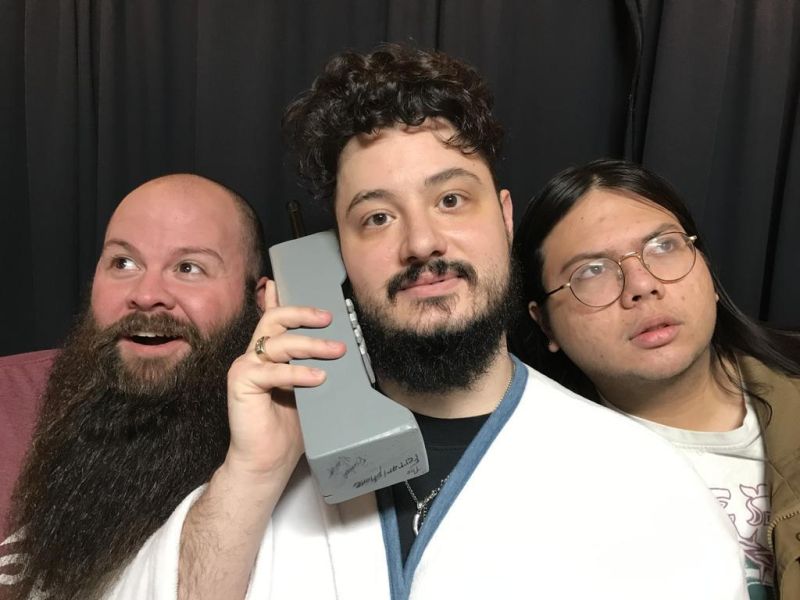 Free show features  ‘A Showcase of Adequate Acting’