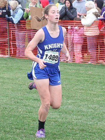 How'd Emily do? Molnar finally grabs the dream after qualifying for State cross country meet