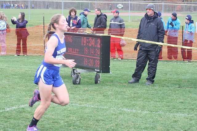 How'd Emily do? Molnar finally grabs the dream after qualifying for State cross country meet